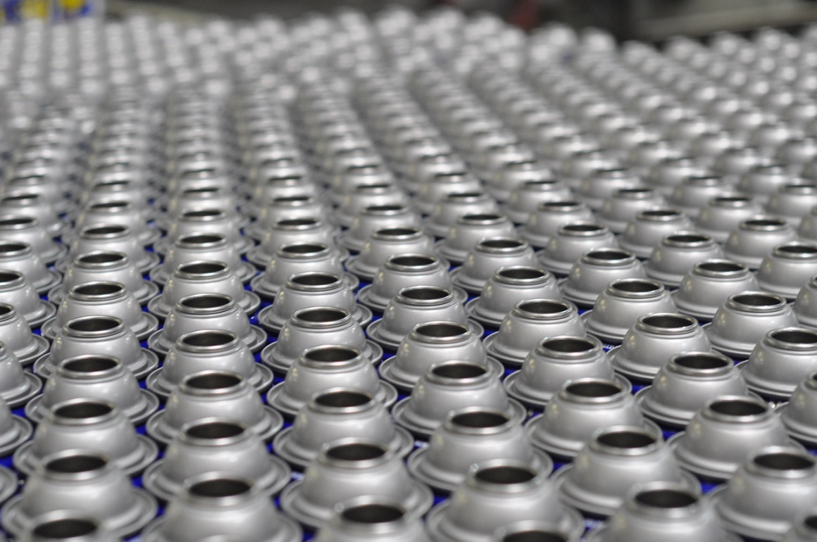 manufacturing conveyor packaging line